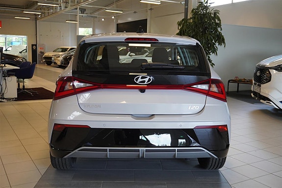 Hyundai i20 5 of 24