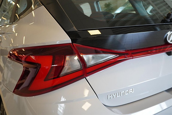 Hyundai i20 8 of 24