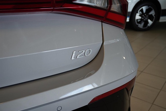 Hyundai i20 6 of 24