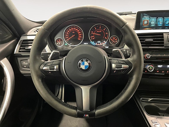 BMW 320 12 of 19