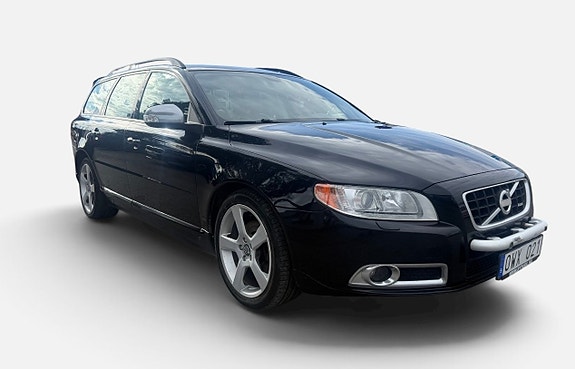Volvo V70 3 of 13