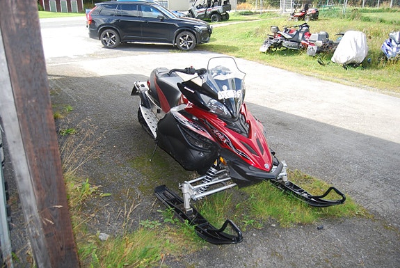 Yamaha Apex xtx eps 2 of 5