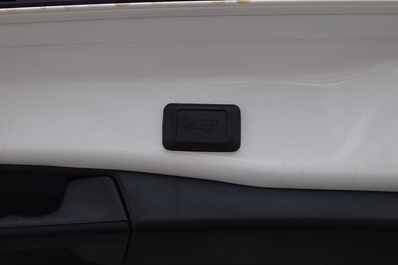 Toyota RAV4 21 of 23