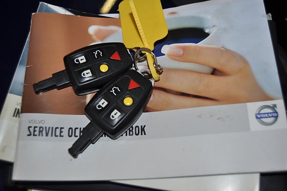 Volvo V50 15 of 18