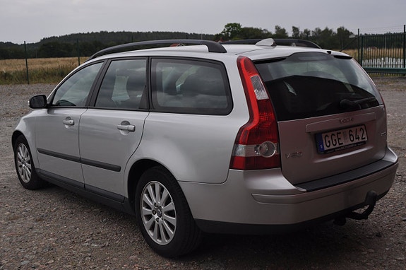 Volvo V50 5 of 18