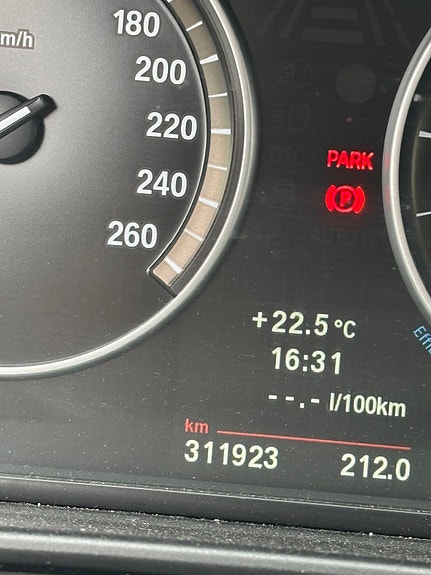 BMW 520d 5 of 5