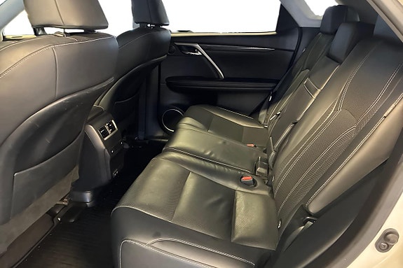 Lexus RX450h 11 of 25