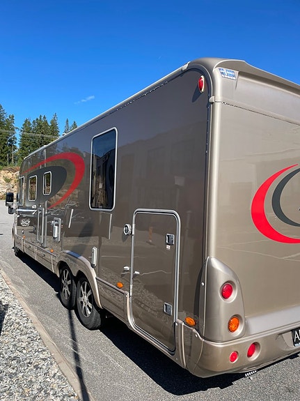 Bürstner AVIANO i 870 -förtält -Dubbla värme system -Vinter pkt -Lågmilare-Ac 7 of 29