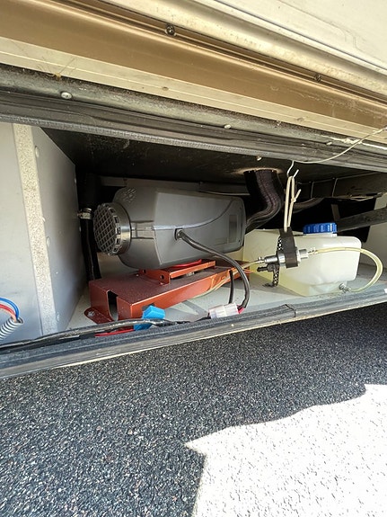 Bürstner AVIANO i 870 -förtält -Dubbla värme system -Vinter pkt -Lågmilare-Ac 29 of 29