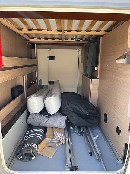 Bürstner AVIANO i 870 -förtält -Dubbla värme system -Vinter pkt -Lågmilare-Ac 25 of 29