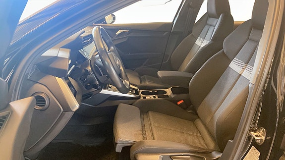Audi A3 8 of 13