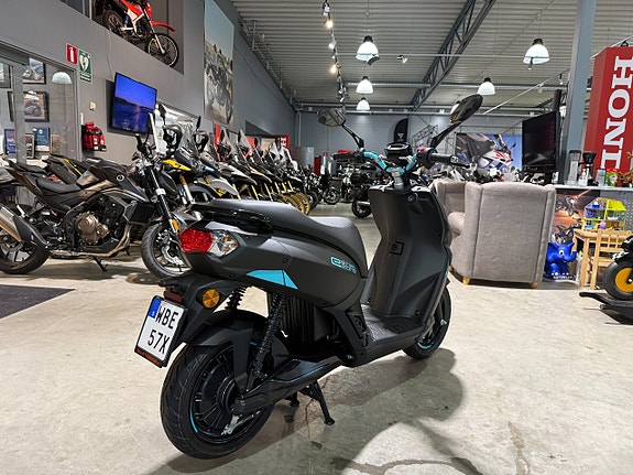 Peugeot e-Streetzone Elmoped #Endast 50mil# 3 of 12