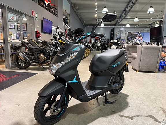 Peugeot e-Streetzone Elmoped #Endast 50mil# 6 of 12