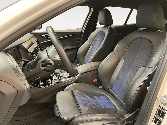 BMW 120 9 of 19