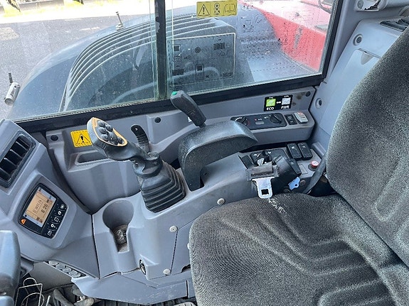 Kubota KX 080-4 5 of 5