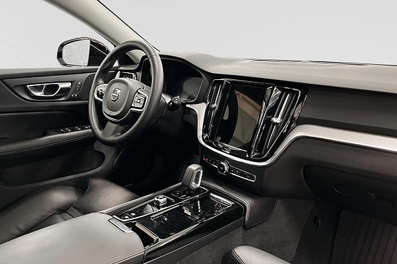 Volvo V60 6 of 16