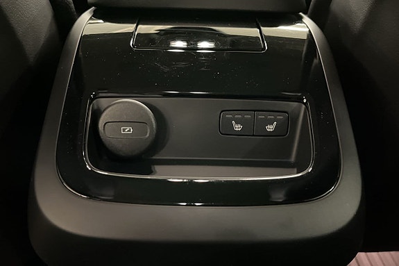 Volvo V60 8 of 16