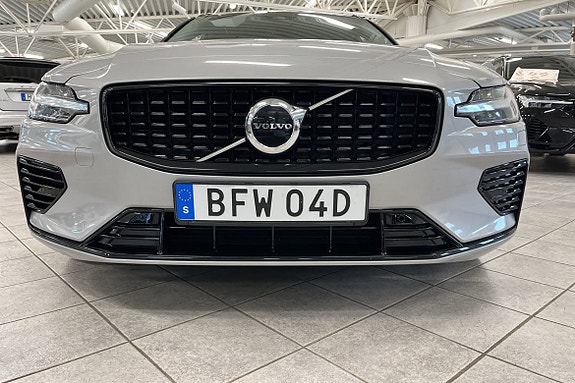 Volvo V60 10 of 16