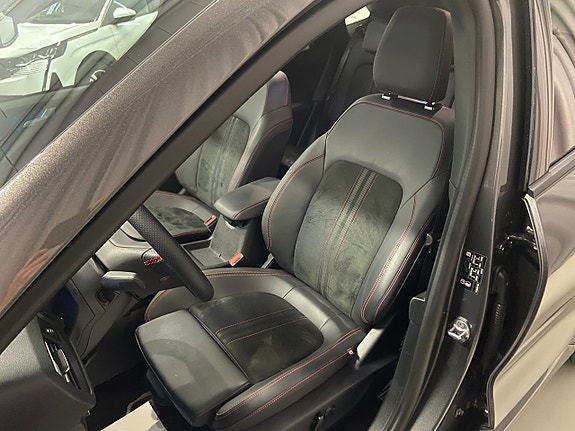 Ford Kuga 7 of 27