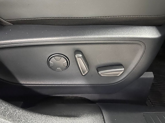 Ford Kuga 17 of 27