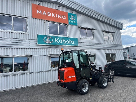 Kubota RT 220-2 3 of 5