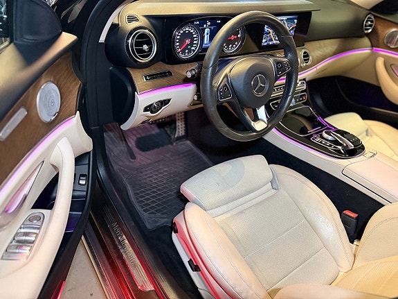 Mercedes-Benz E220 d 9 of 16