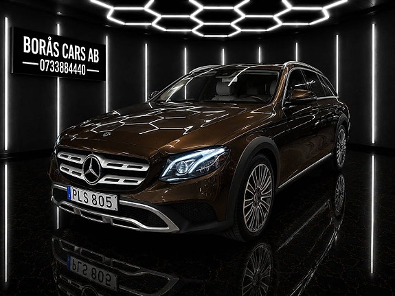Mercedes-Benz E220 d 2 of 16