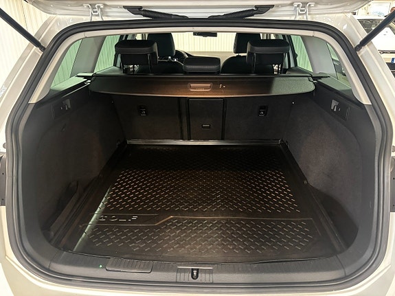 Volkswagen Golf Alltrack 18 of 19