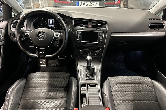Volkswagen Golf Alltrack 8 of 19