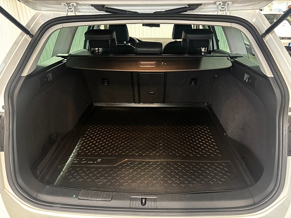 Volkswagen Golf Alltrack 18 of 19