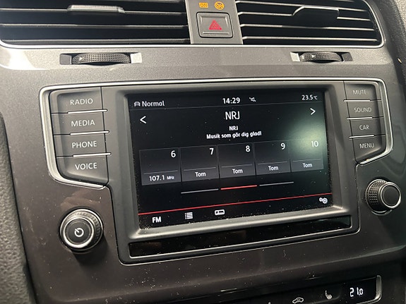Volkswagen Golf Alltrack 16 of 19