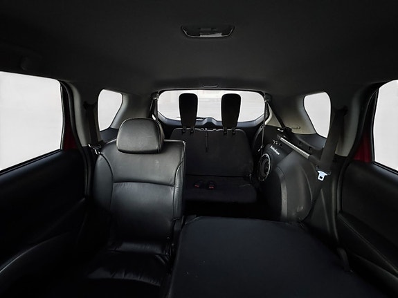 Mitsubishi Outlander 13 of 16
