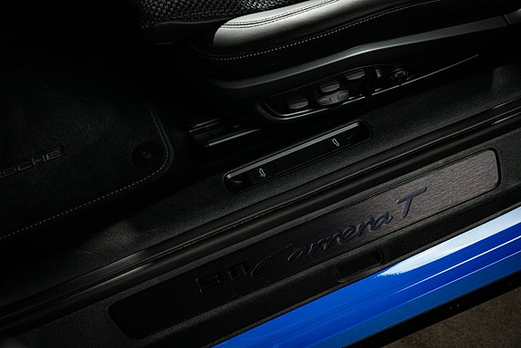 Porsche 911 Carrera T 25 of 30