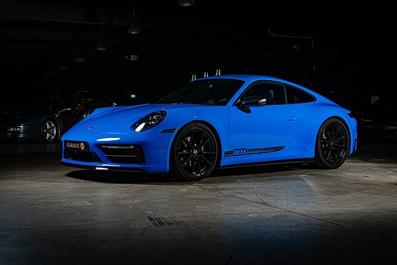 Porsche 911 Carrera T 2 of 30