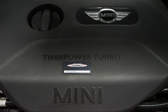 MINI Cooper S 10 of 23