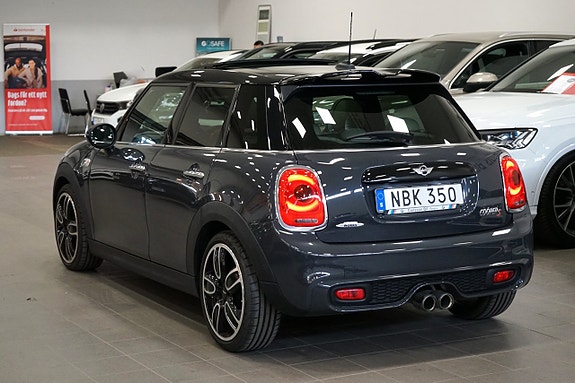 MINI Cooper S 4 of 23