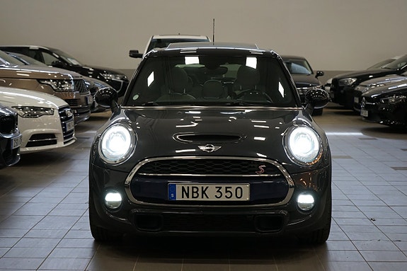 MINI Cooper S 3 of 23