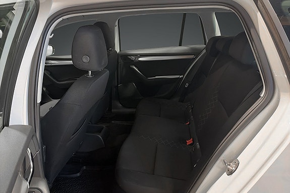 Skoda Octavia 15 of 17