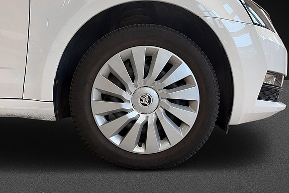 Skoda Octavia 9 of 17