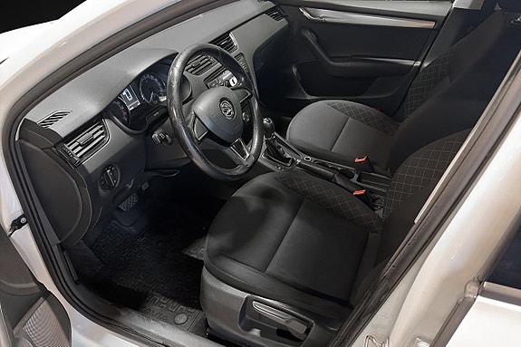 Skoda Octavia 10 of 17