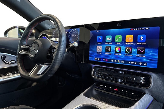 Mercedes-Benz CLA350 18 of 20