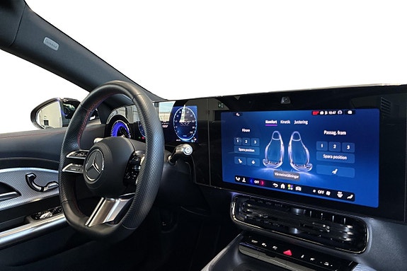 Mercedes-Benz CLA350 16 of 20