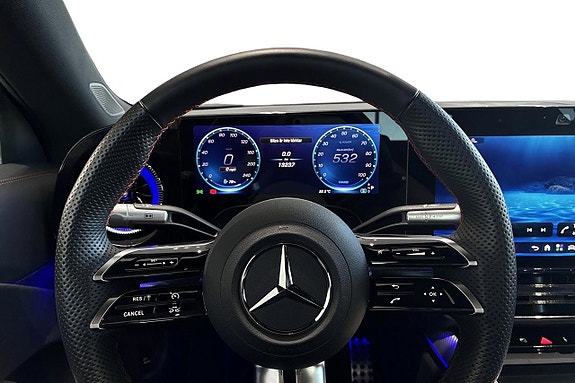 Mercedes-Benz CLA350 6 of 20