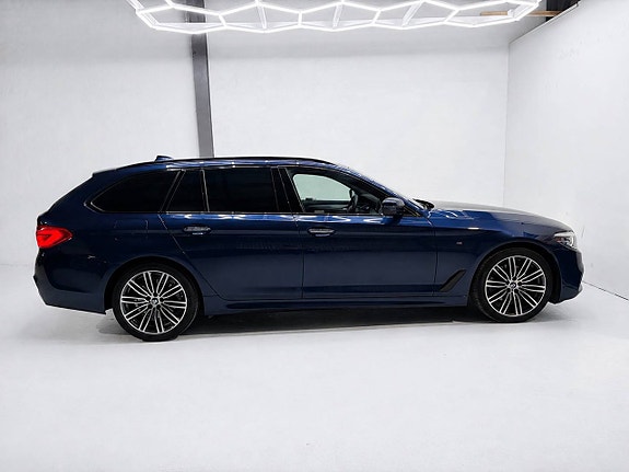 BMW 520d 5 of 11