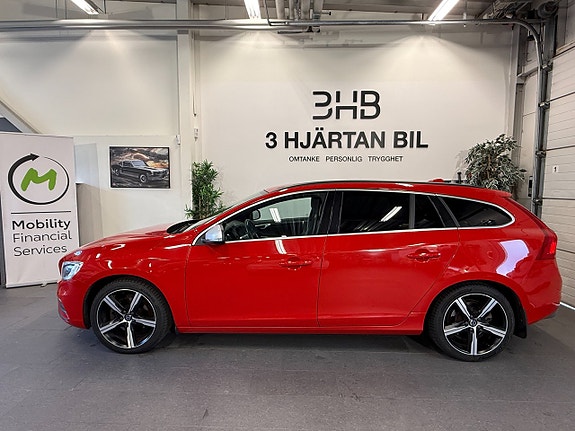 Volvo V60 2 of 21