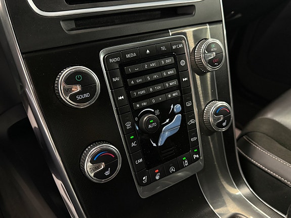 Volvo V60 15 of 21