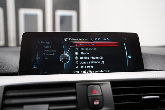 BMW 330i 20 of 27