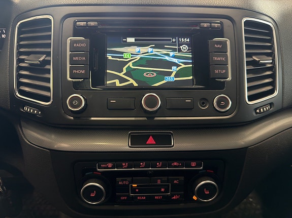 Volkswagen Sharan 14 of 25