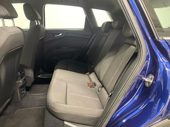 Audi Q4 e-tron 9 of 20