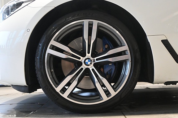 BMW 640i 6 of 30